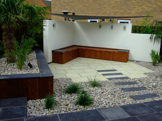 Rendered garden walls with shade sail